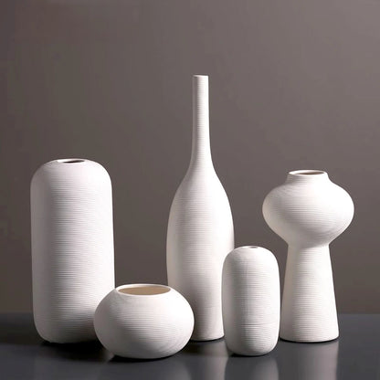 Vasi Decorativi in Ceramica Bianca – Design Nordico Minimal per Arredo Casa Moderno