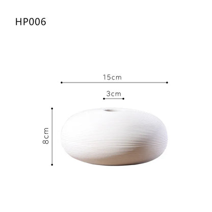 White Ceramic Vases Minimalist Home Decor NoVasi Decorativi in Ceramica Bianca – Design Minimal Nordico per Casa e Arredo Modernordic Modern Room Kitchen Living Rome Shelf Decorations Crafts Ornaments